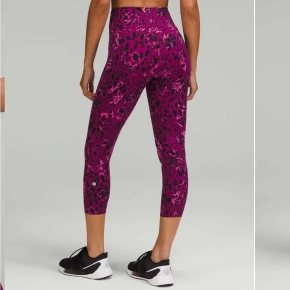 Lululemon Base Pace High-Rise Crop 23  Cheetah Camo Magenta Purple Multi - Picture 4 of 8
